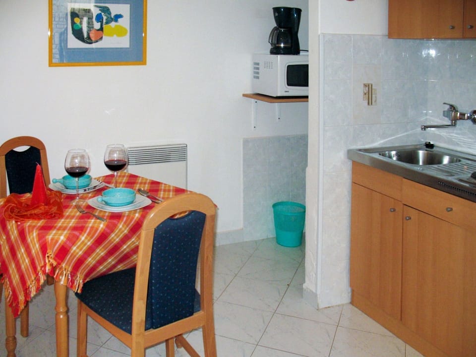 Room, Property, Furniture, Kitchen, House, Floor, Building, Table, Interior Design, Major Appliance