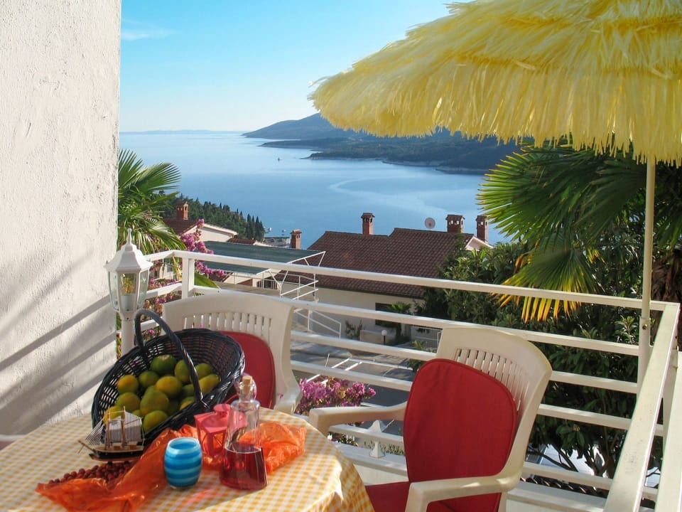 Property, Vacation, Balcony, Building, House, Real Estate, Room, Caribbean, Porch, Shore
