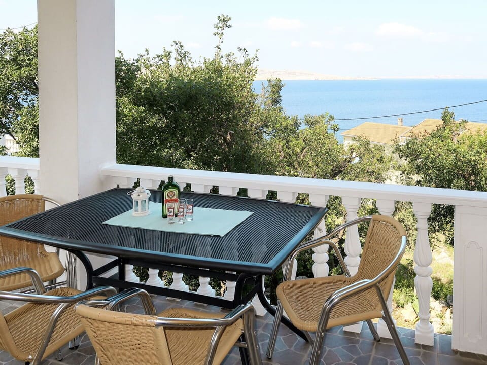 Table, Sky, Furniture, Property, Tableware, Chair, Outdoor Table, Azure, Cloud, Outdoor Furniture