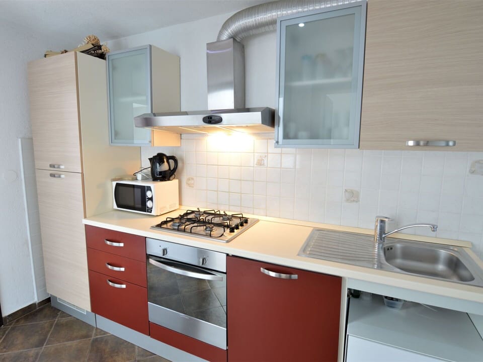 Cloud, Sky, Building, Window, House, Wood, Tree, Facade, Real Estate, Rural Area