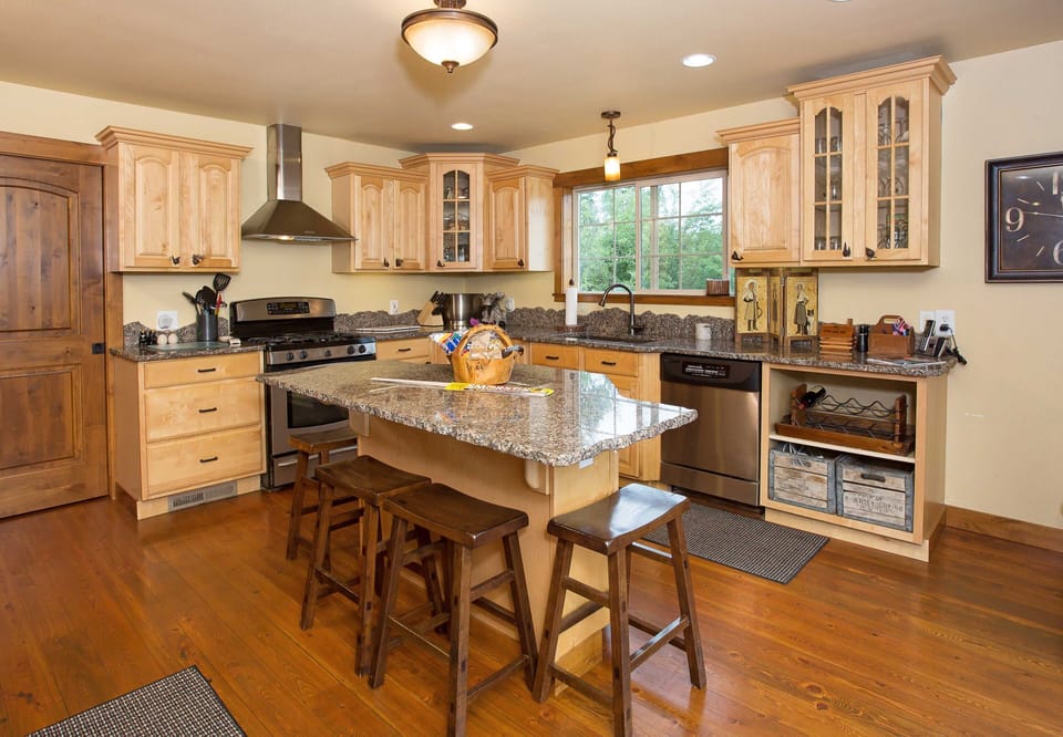 Huge Custom Kitchen w/ Island