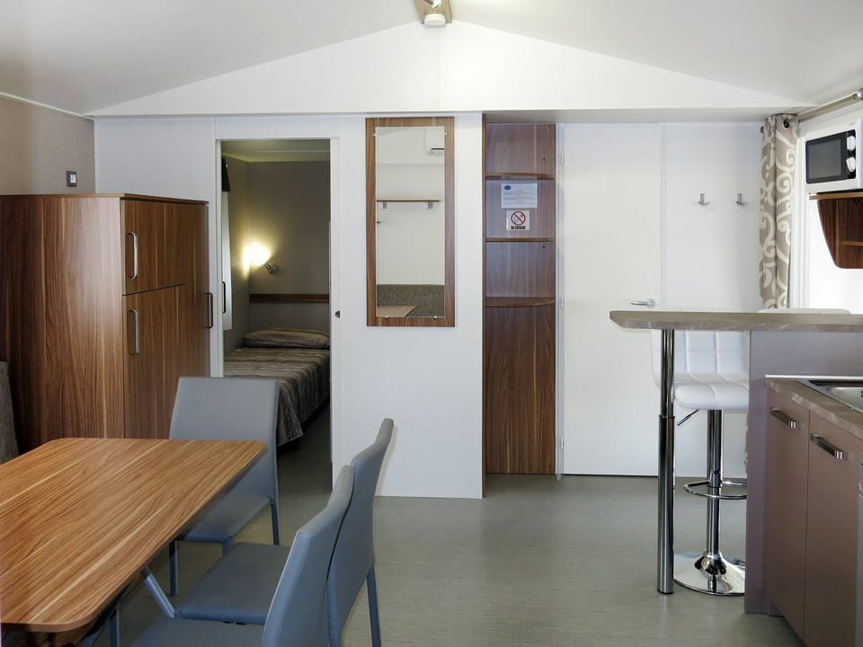 Table, Furniture, Property, Chair, Cabinetry, Door, Wood, Lighting, Interior Design