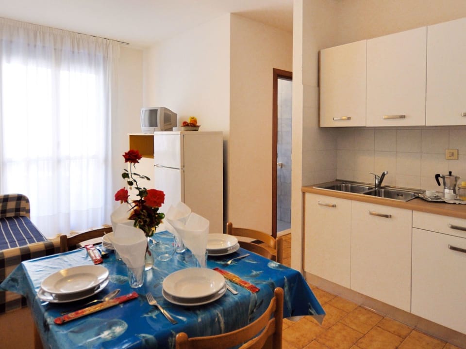 Room, Property, Furniture, Kitchen, Interior Design, Building, House, Home, Cabinetry, Countertop