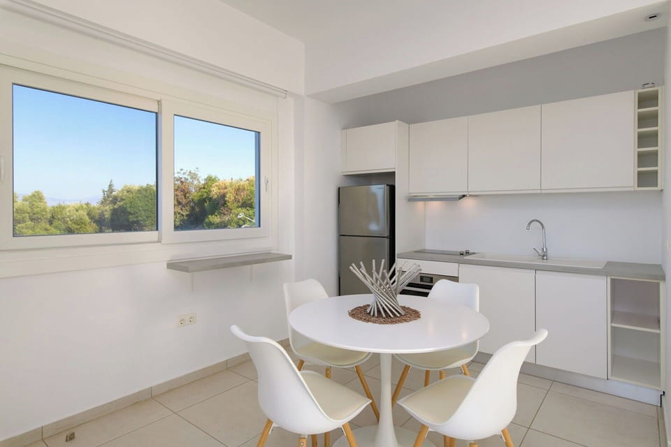 Dining Room, Kitchen