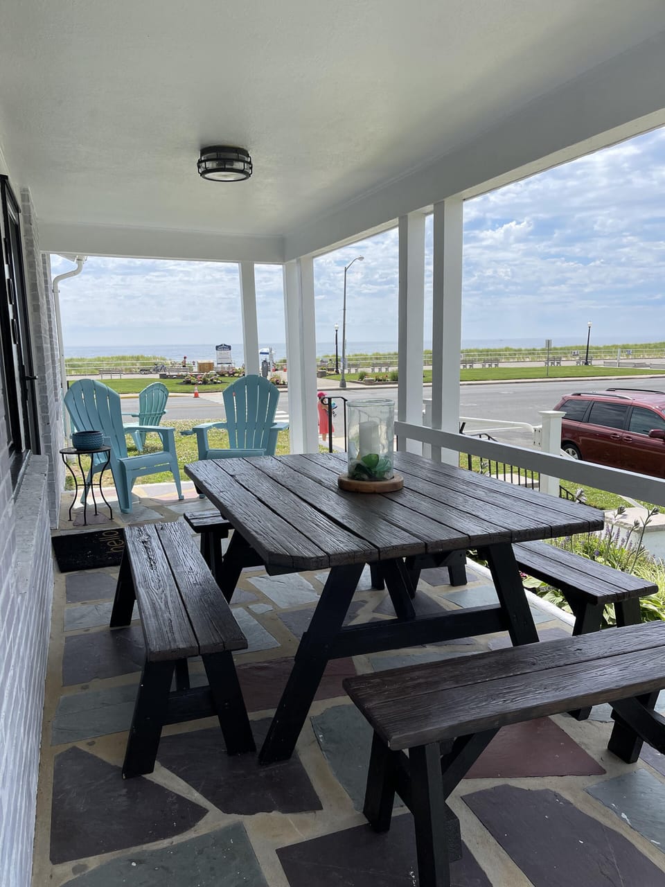 Relax on the front porch and enjoy a nice al fresco dinner under the stars!