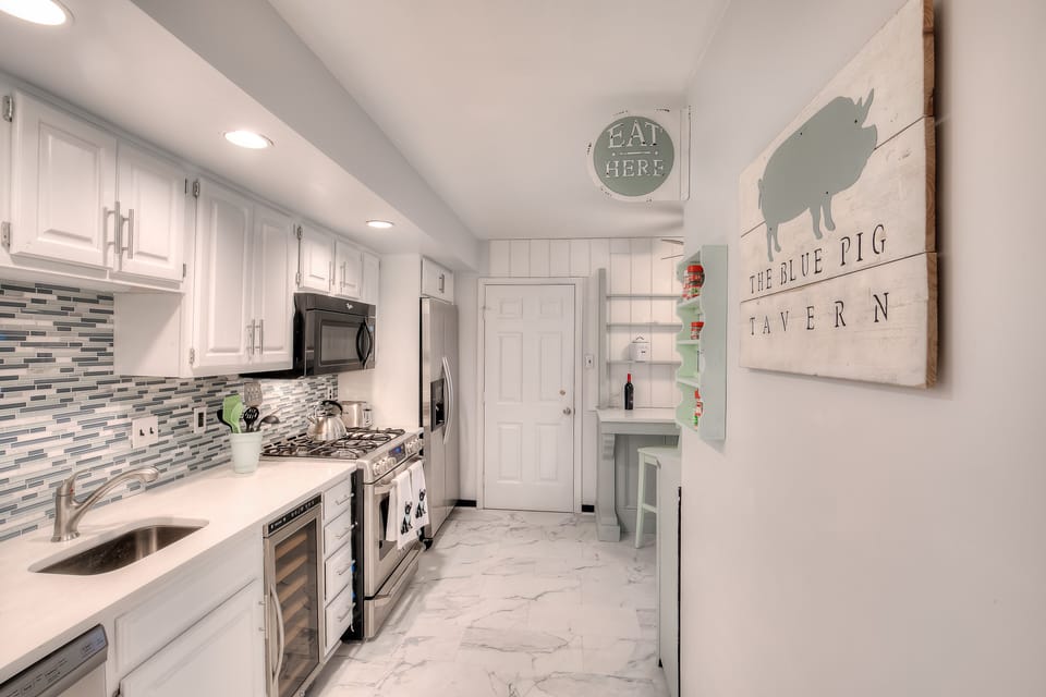 Modern and clean kitchen