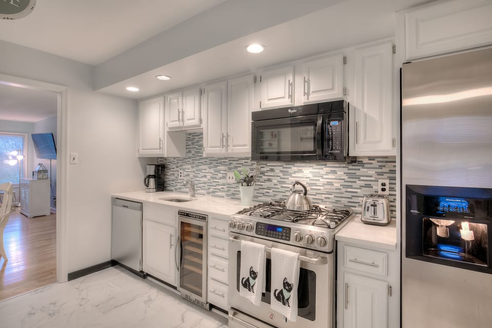 New appliances; new microwave (not depicted here) is stainless