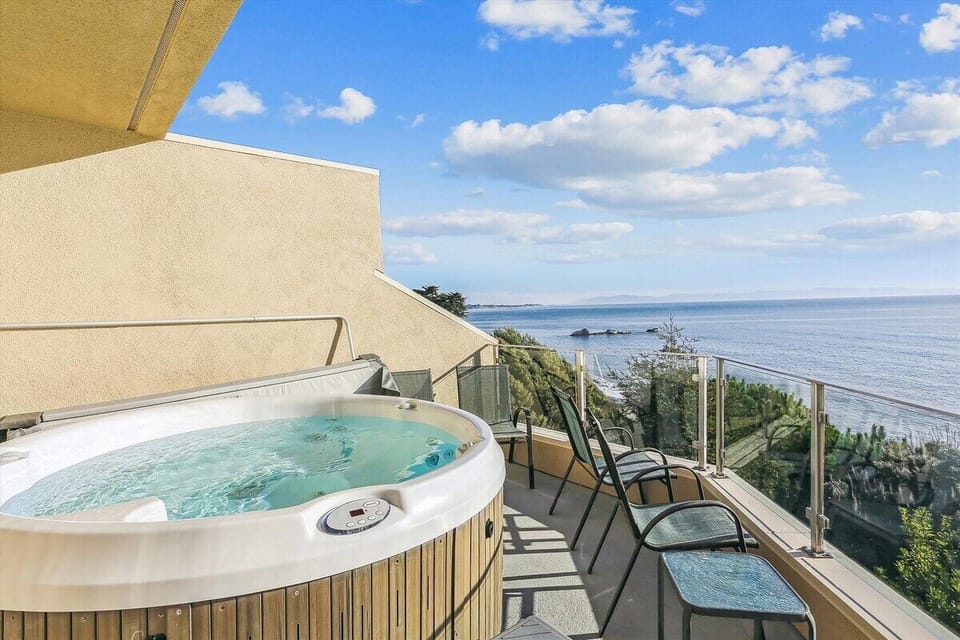 hot tub with ocean view