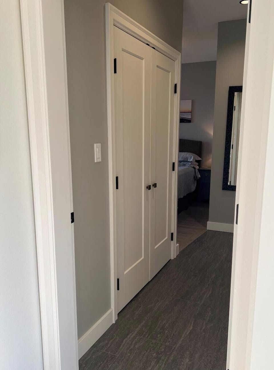 Entrance to BeachGlass - King Room 