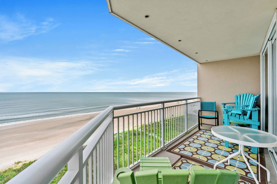 Private Oceanfront Balcony