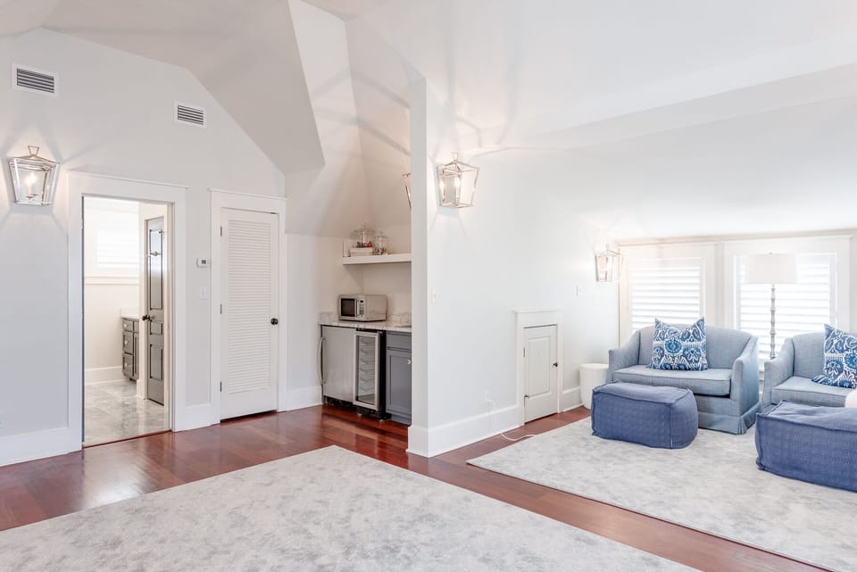 Third Floor: Loft