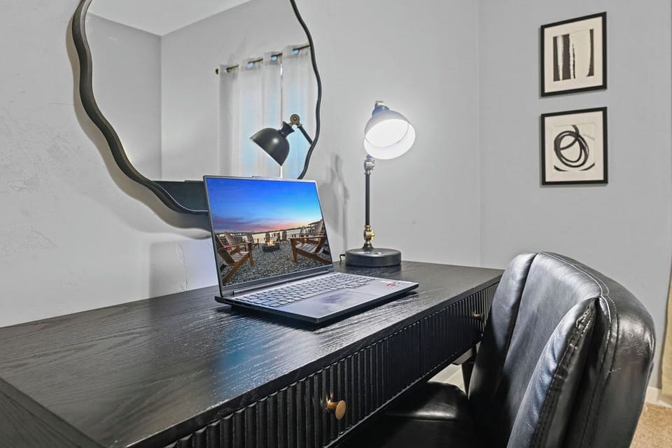 A remote workstation that offers the perfect work-from-lake experience!