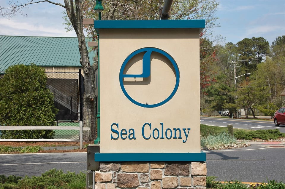 Located In The Private Community Of Sea Colony