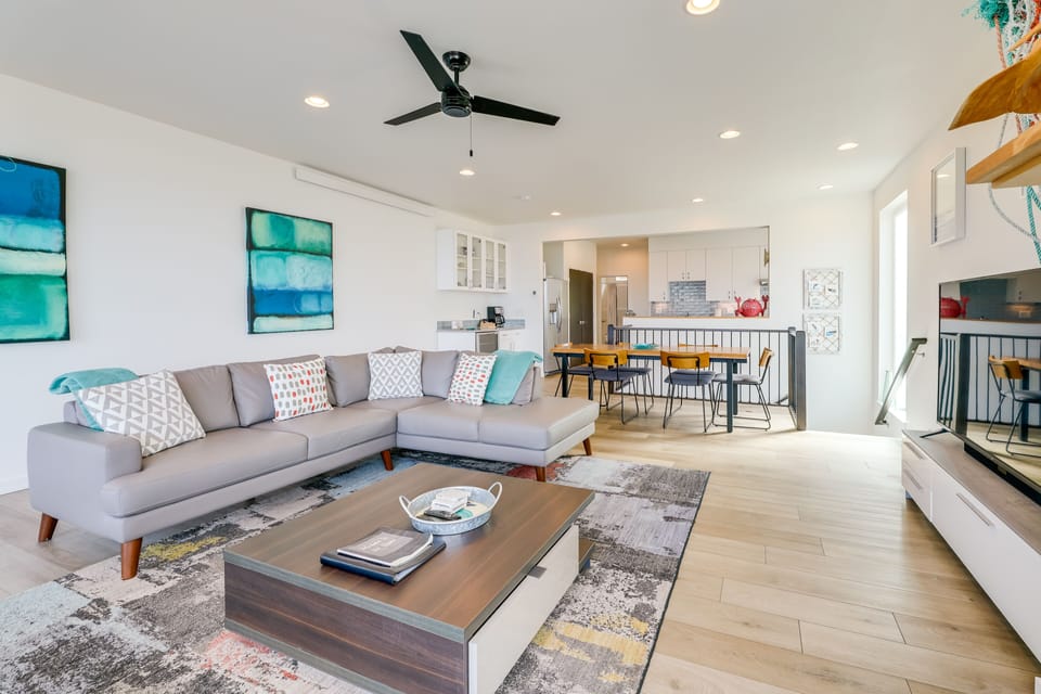 Living Room | Electric Fireplace | Smart TV w/ YouTube TV | 2nd Floor