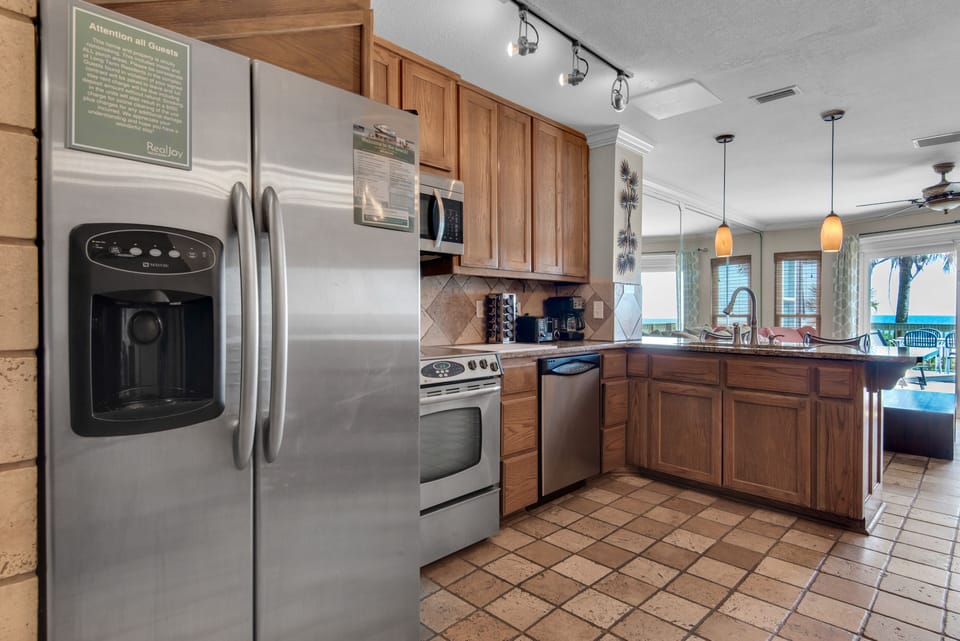 Kitchen has everything your chef needs