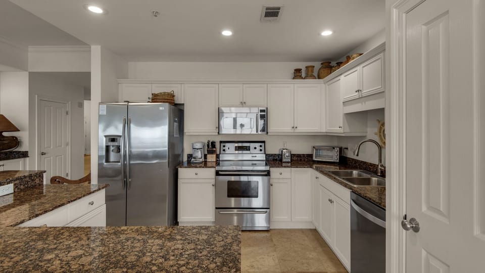 Legacy 101 Kitchen