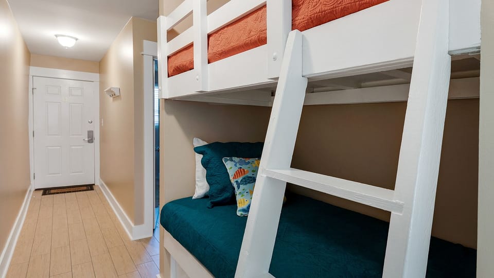 Beachside Condo 14