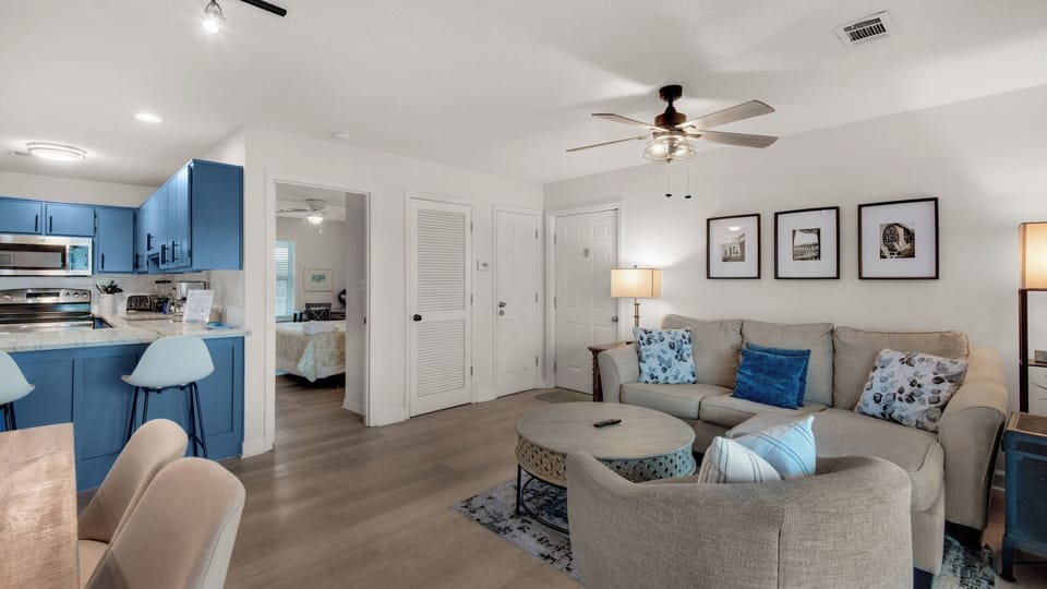 Beachside Villas 232 Living Area