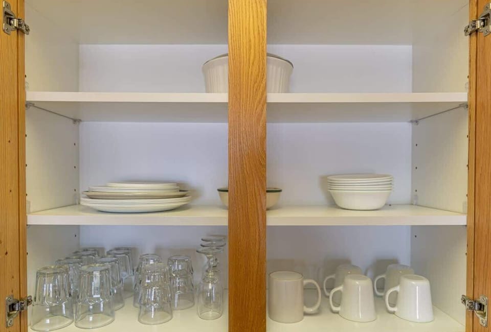 Plates, cups, bowls–you name it, we've got all the kitchenware needed 