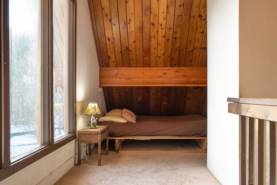 Loft Area with 2 Futons