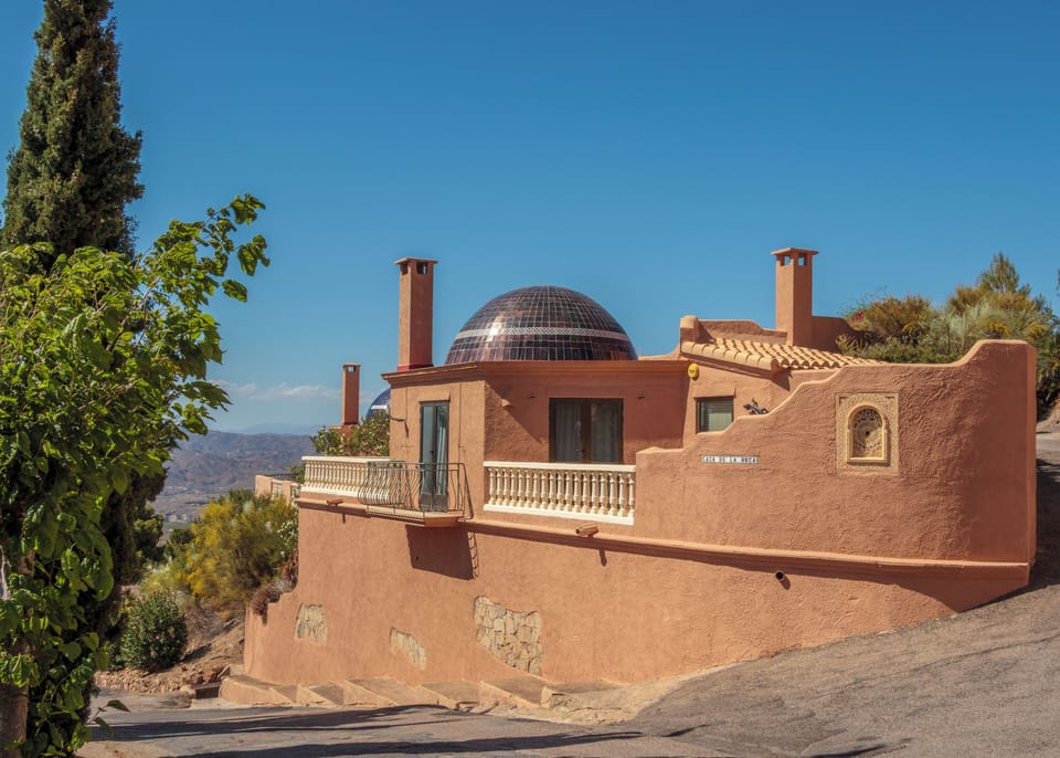 Casa de la Roca from the road outside.