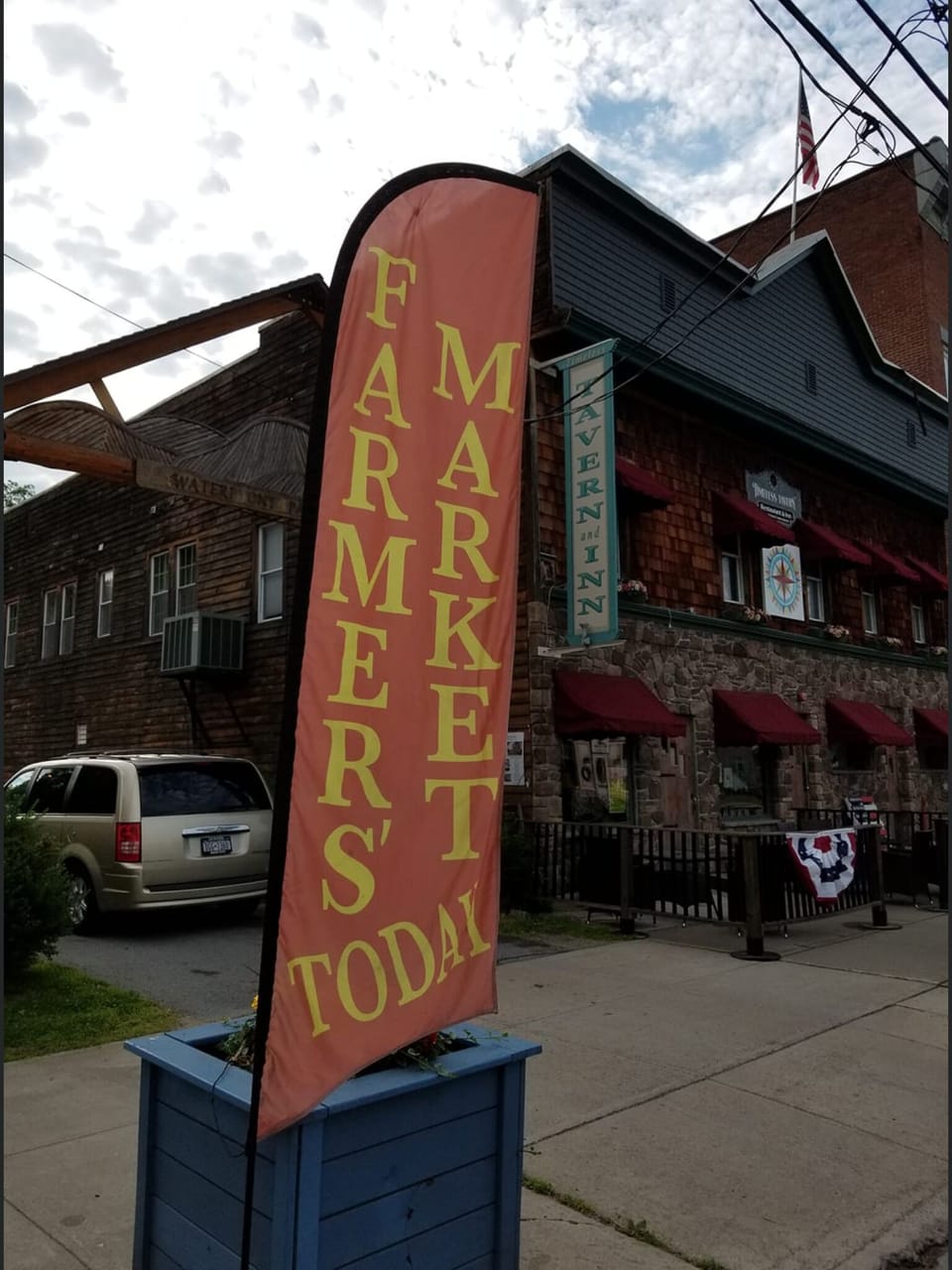 Farmers market held weekly in Northville