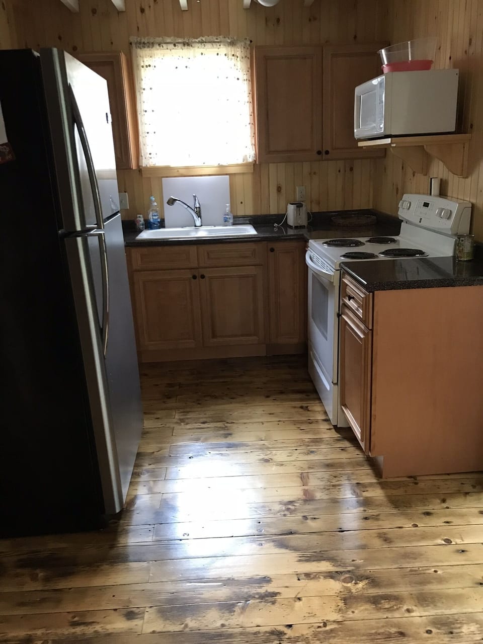 Kitchen with full amenities