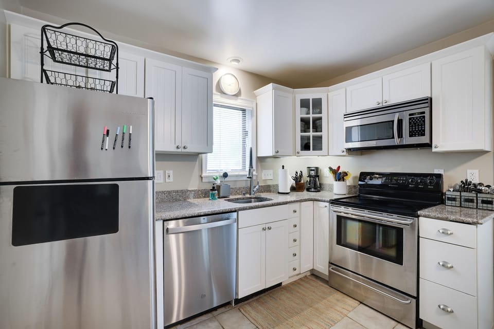 Fully equipped kitchen