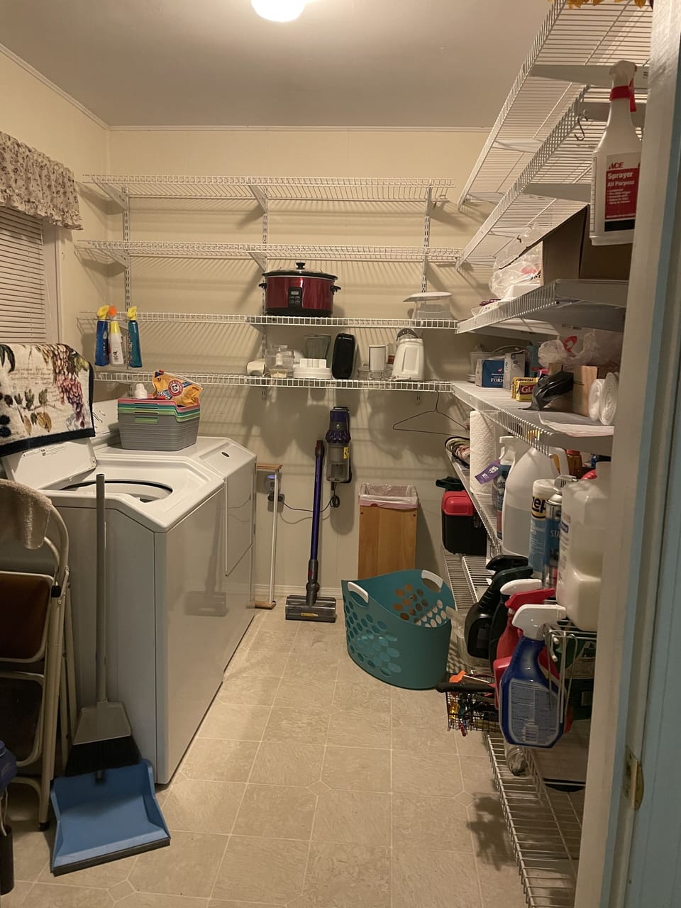 Pantry & Laundry