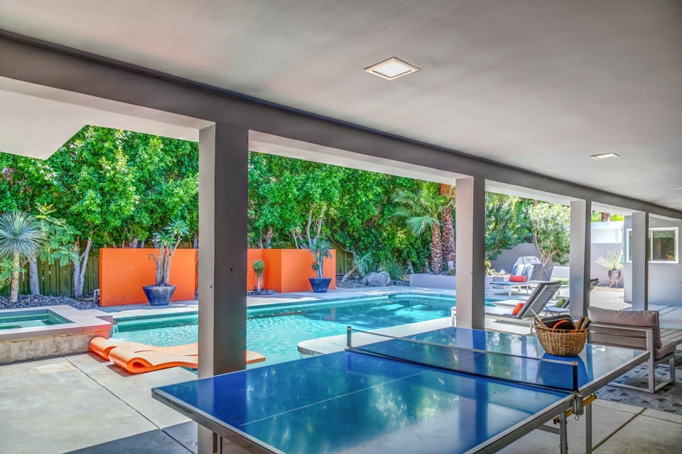 Ping pong, Frontgate floats and lots of pool toys for you to enjoy. 