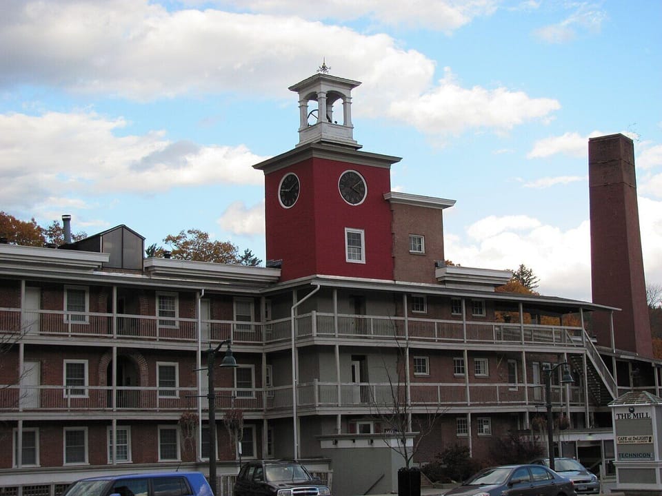 Historic Woolen Mill						
	The Woolen Mill, Ludlow Village Historic District" by Tyler Goodrich is licensed under CC BY-SA 3.0.