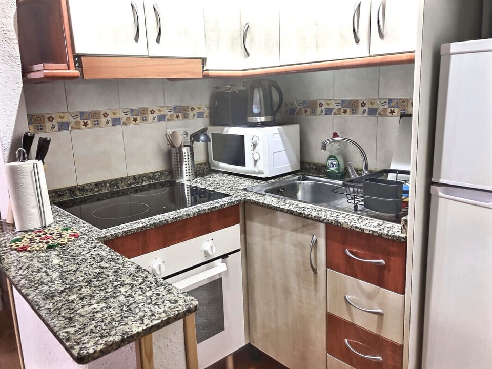 Kitchen. 
