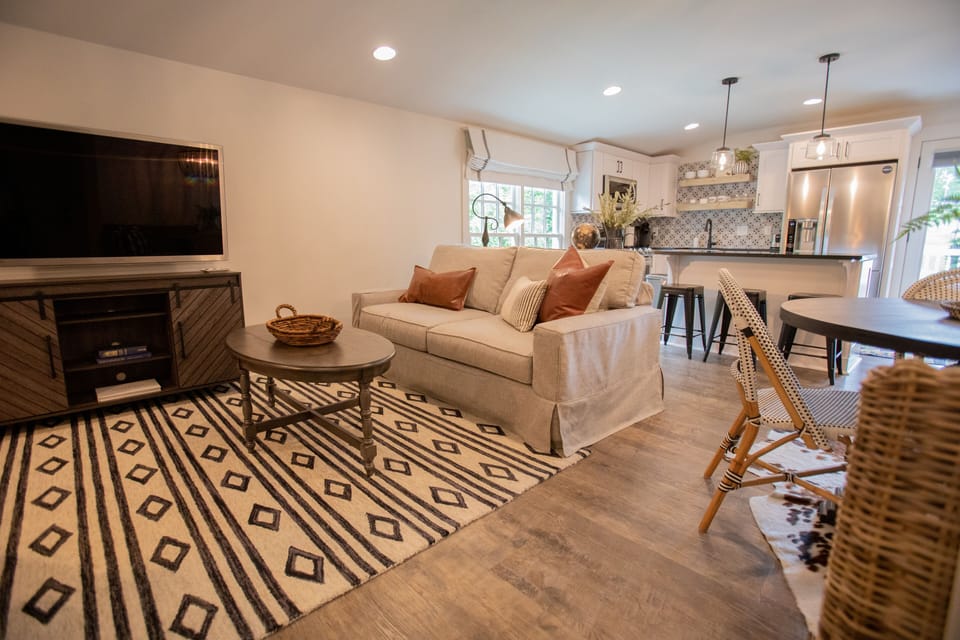 Living Room with pull out couch.