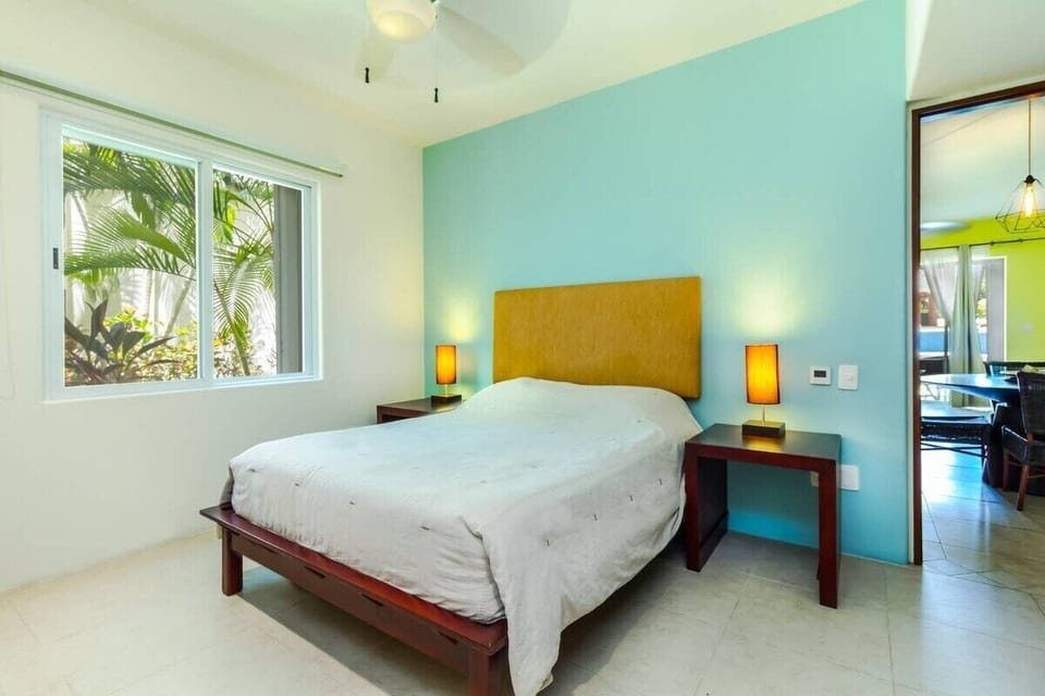 Bedroom king size bed