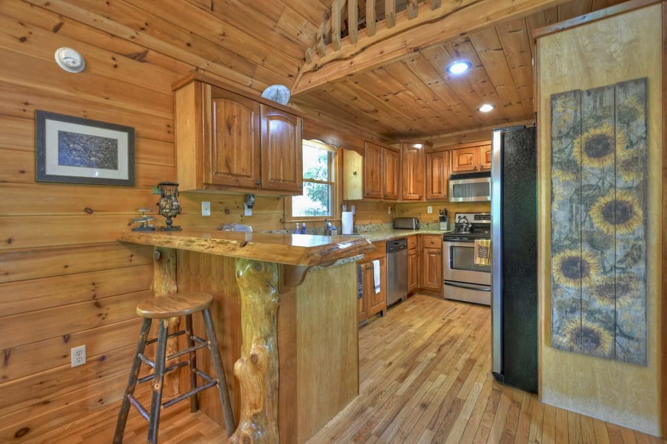 Fully stocked kitchen