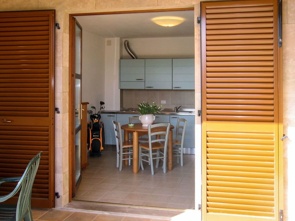 Property, Door, Room, Building, Home Door, House, Real Estate, Architecture, Interior Design, Home