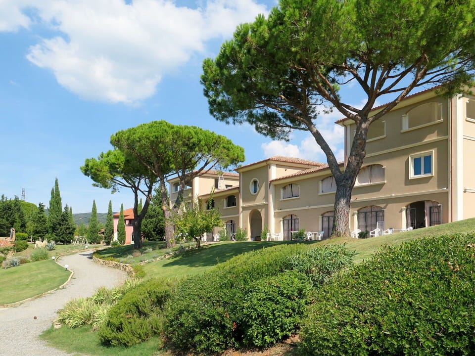 Residential Area, Property, Neighbourhood, House, Real Estate, Home, Building, Estate, Tree, Architecture