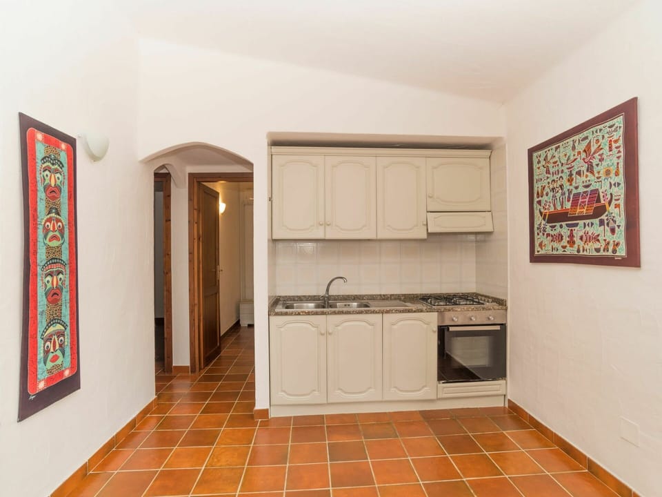 Cabinetry, Countertop, Property, Building, Plumbing Fixture, Wood, Sink, Kitchen, Picture Frame, Interior Design