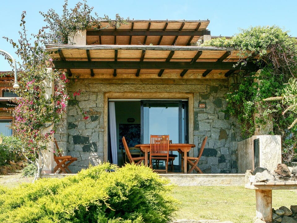 Property, House, Building, Real Estate, Home, Roof, Cottage, Pergola, Architecture, Rural Area