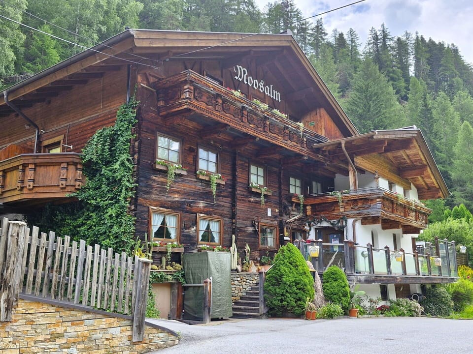 Cottage, Village, Mountain Village, Balcony, Eco Hotel, Hacienda, Hotel