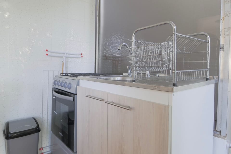 Stove and oven for you to cook / Cocina y horno para que uses