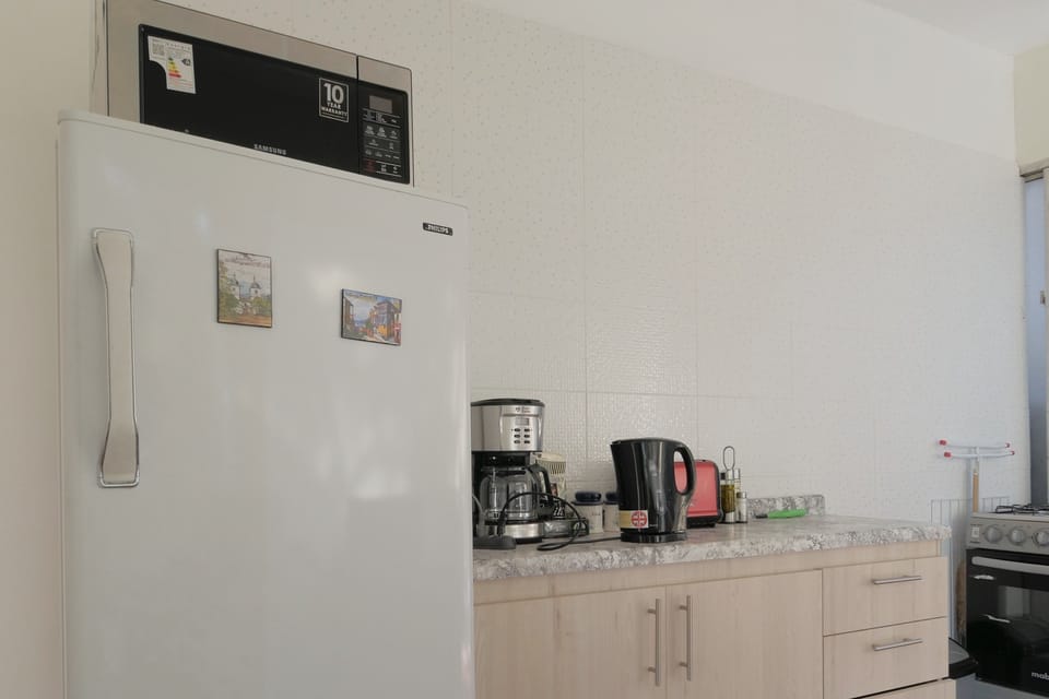 Equipped kitchen / Cocina equipada