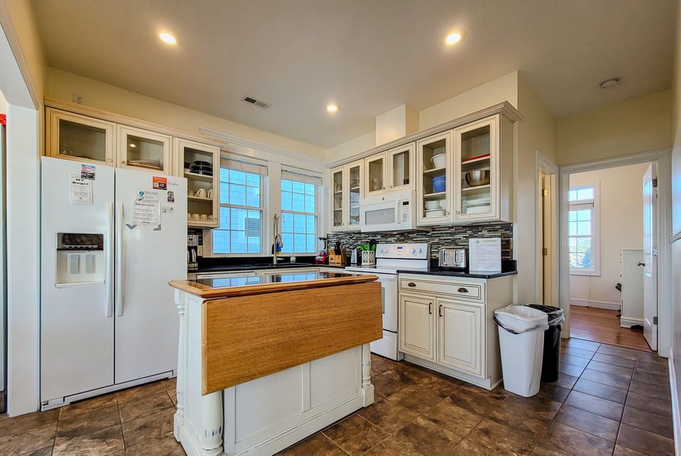 4364 Island Dr (Shore Beats Work [Int Reshoot - Full]) - watermarked-29