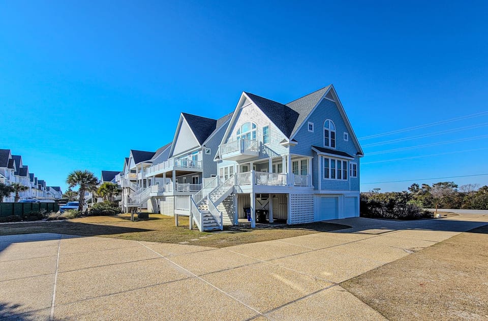 4364 Island Dr (Shore Beats Work [Int Reshoot - Full]) - watermarked-01