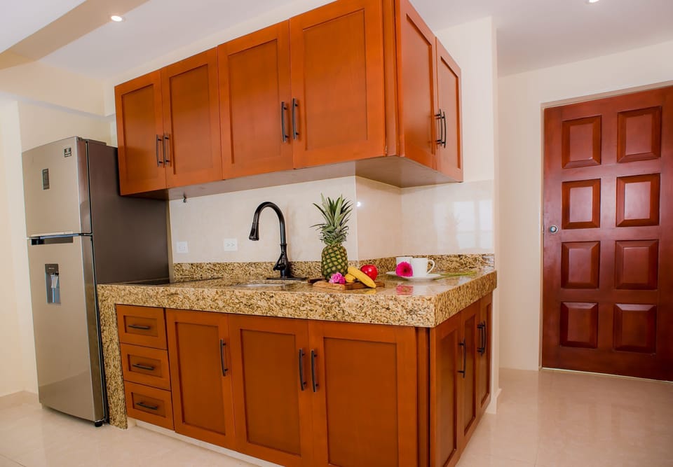 Everything you need to cook and dine, right in your kitchen.