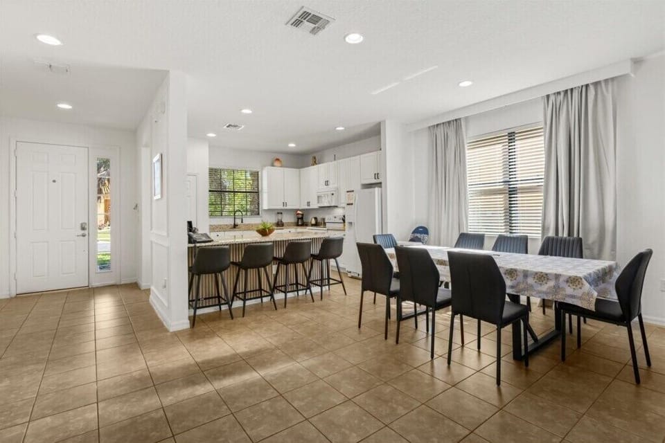14-2609RosemontCir[3004175]-12