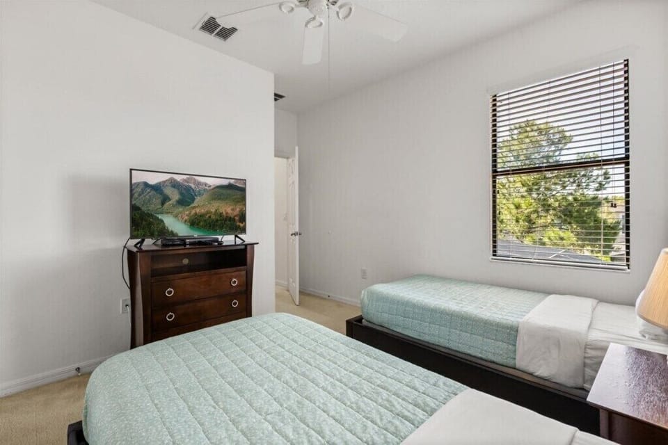29-2609RosemontCir[3004175]-33
