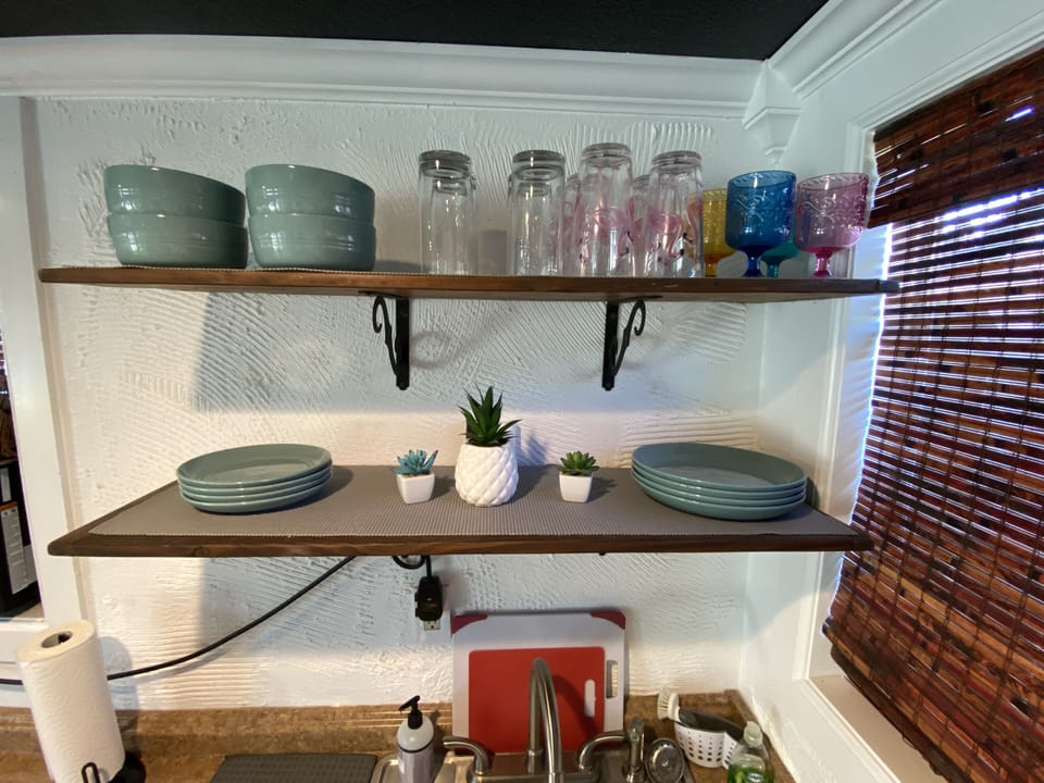 Kitchenette area 