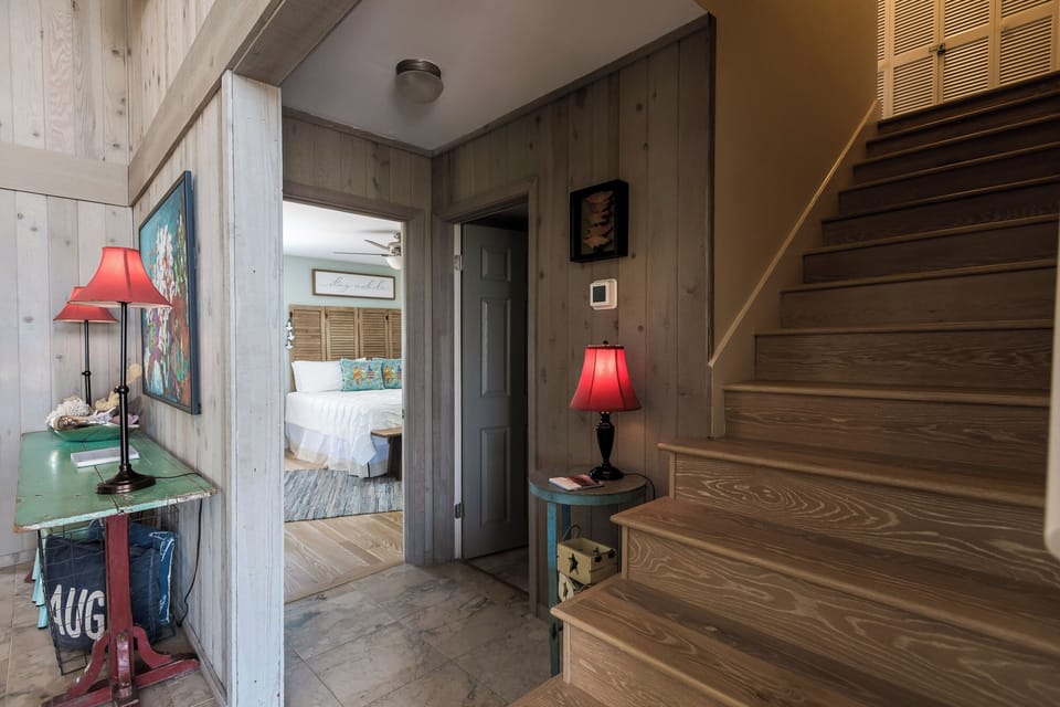 2nd FL #3 King Bdrm, Full Bath off LR