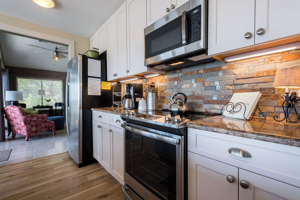 Kitchen (2)